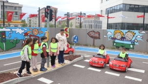 Trafik Haftası'nda Miniklere Trafik Eğitimi