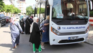 Belediye Hizmetleri Kadınlara Kent Turları İle Tanıtılıyor