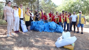 Kartal Belediyesi ve Çevre Gönüllüleri, Aydos Ormanı'nda Temizlik Çalışması Yaptı