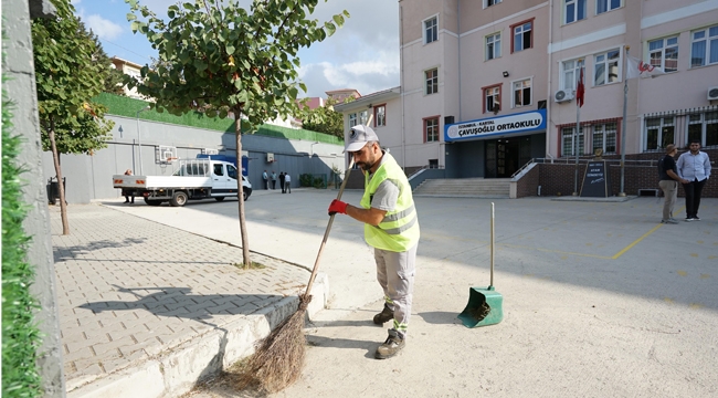 Kartal Belediyesi'nden Okullarda Kapsamlı Temizlik Çalışması