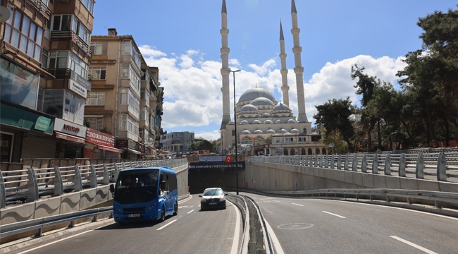 Maltepe Cumhuriyet Meydanı Alt Geçidi Hizmete Açıldı