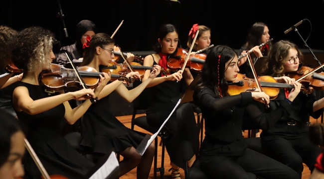 Kartal Belediyesi Gençlik Senfoni Orkestrası'ndan Muhteşem Konser
