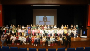 Kartal Belediyesi Kreş Öğrencileri " Dünya "Çocuk Hakları Günü"nü Kutladı