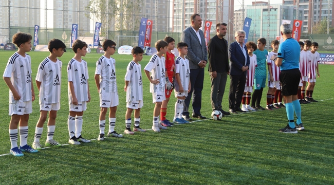 Kartal Belediyesi'nden Cumhuriyet'in 100. Yılına Özel Futbol Turnuvası