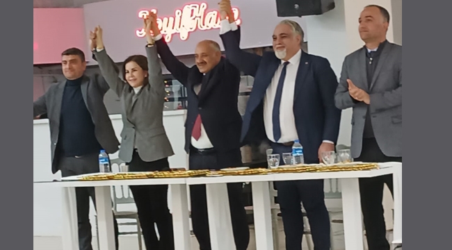 Kartal'da Bağımsız Aday, Ak Parti Adayı Hüseyin Karakaya Lehine Adaylıktan Çekildi