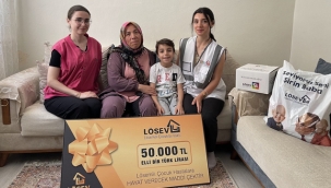 LÖSEV'den Lösemili ve Kanserle Mücadele Eden Ailelere 50 Bin Tl'lik Yardım Çeki