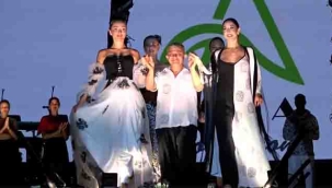 Şile 35'inci Uluslararası Şile Bezi Festivali'nde Muhteşem Defile