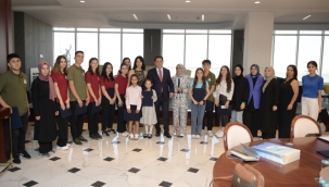 Başkan Özer'den, Görme Engelliler İçin , 'Sesli Kitap' Çağrısı