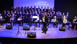 Atatürk Sevdiği şarkılarla Kartal'da Anıldı