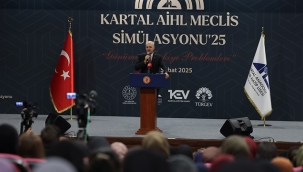 TBMM Başkanı Kurtulmuş, Kartal Anadolu İmam Hatip Lisesi'nde Düzenlenen Programa Katıldı