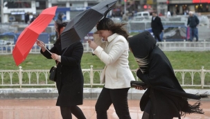AKOM Uyardı "İstanbul'da Soğuk ve Yağışlı Hava Etkili Olacak"