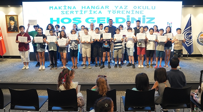 Kartal Bilim Mühendislik ve Teknoloji Merkezi'nde Sertifika Töreni 