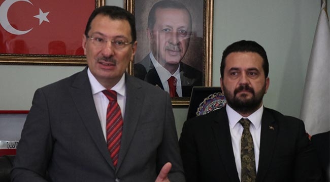 Ak Parti "Türkiye Yüzyılı Buluşmaları" Heyeti Kartal'da. CHP'ye Eleştiri