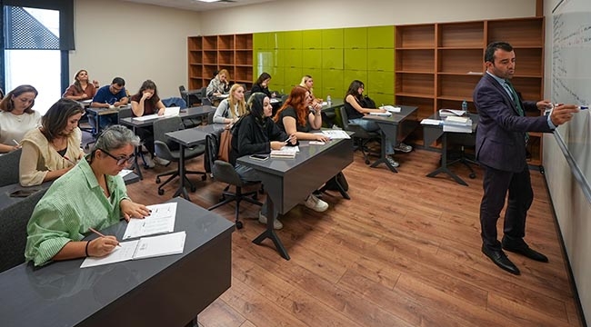 Maltepe Belediyesi'nden 3 Dilde Yabancı Dil kursu