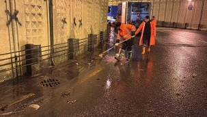 İBB Ekipleri Fırtına ve Sağanak Yağışa Karşı Sahadaydı