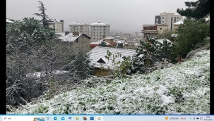 İstanbul'la Kar Yağışı Sabah Saatlerinde Başladı