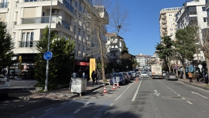 Bisiklet Yollu Mu, Otopark Alanı mı! 