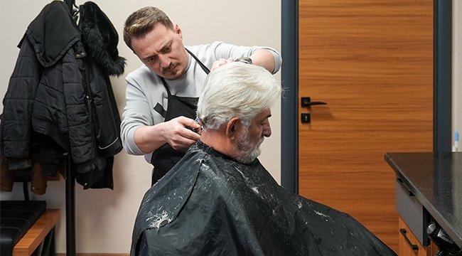 Maltepe Belediyesi'nden Evde Kuaförlük ve Bakım Hizmeti 