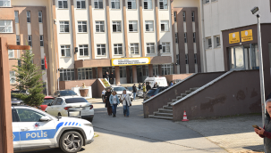 Çekmeköy'de Okulda Dehşet: Bir Öğrenci, İki Öğretmen ve Bir Arkadaşını Bıçakladı