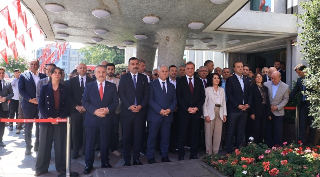 İBB Önünde 15 Temmuz Şehitleri Anıldı
