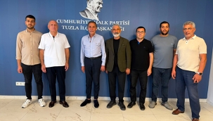 Berhan Şimşek CHP Tuzla İlçe Örgütünü Ziyaret Etti
